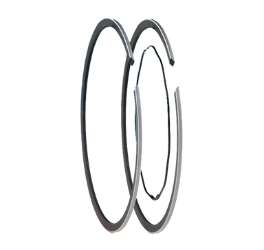 The Importance of Correct Piston Ring Installation in 2-Stroke Engines